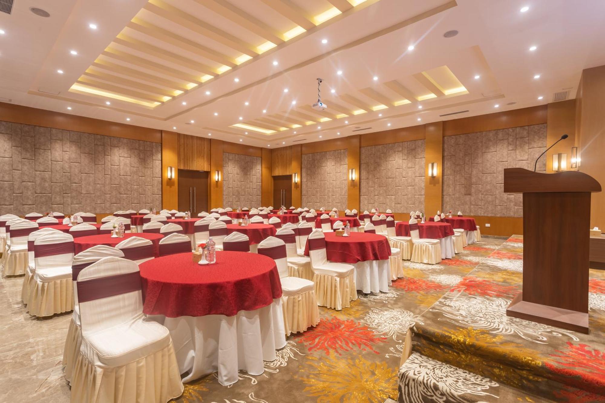 Hotel Crystal Pashupati Kathmandu Exterior photo